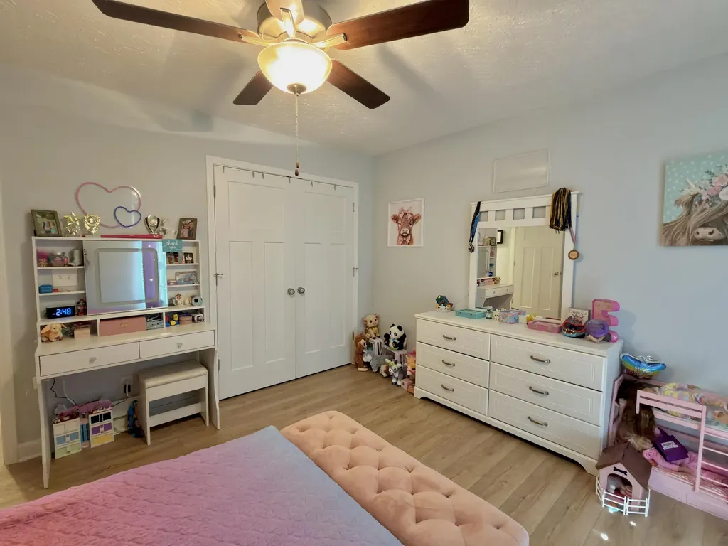207 Collins Road Russellville KY 42276