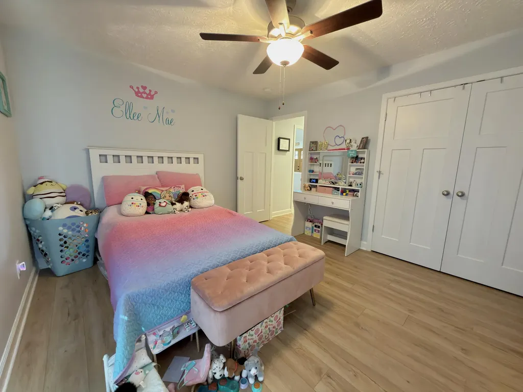 207 Collins Road Russellville KY 42276