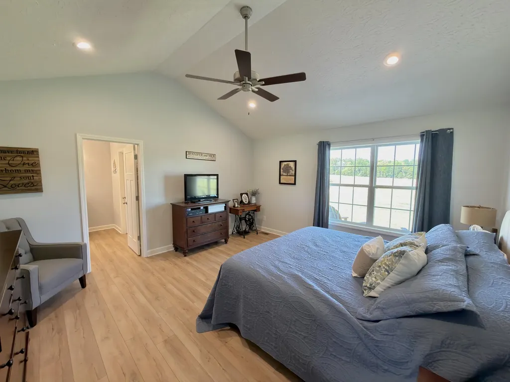 207 Collins Road Russellville KY 42276