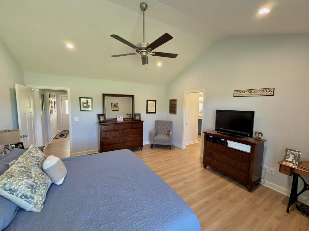 207 Collins Road Russellville KY 42276