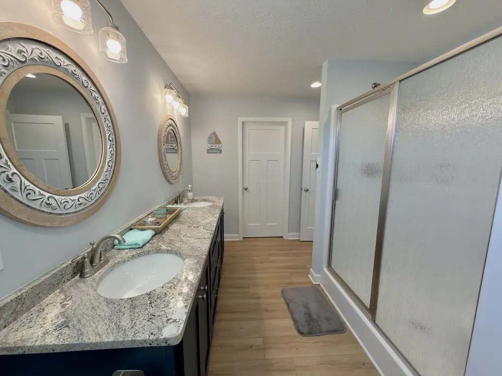 207 Collins Road Russellville KY 42276