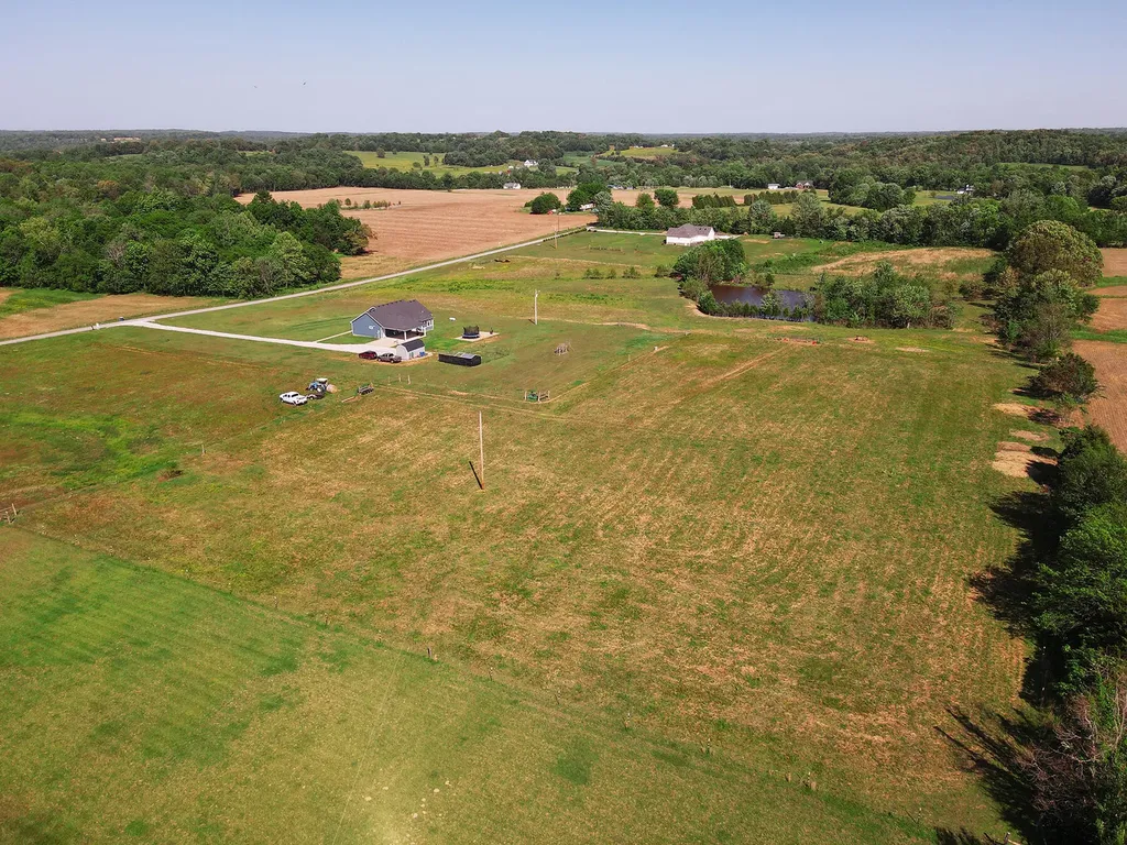 207 Collins Road Russellville KY 42276