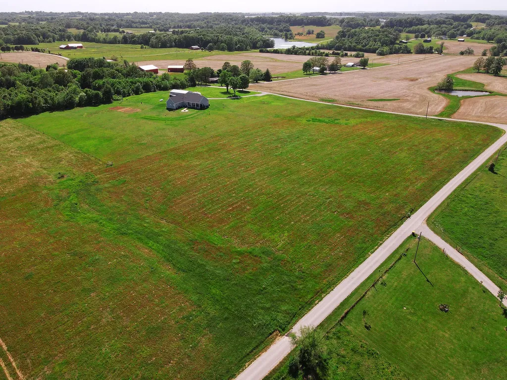 207 Collins Road Russellville KY 42276