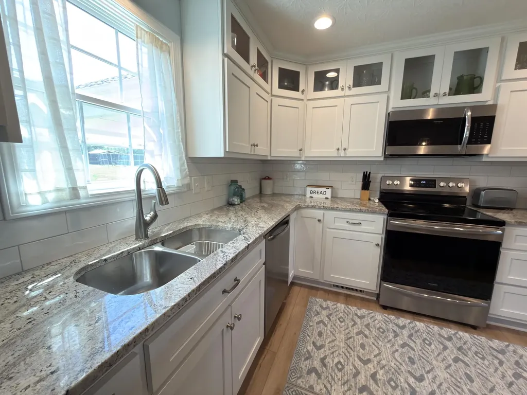 207 Collins Road Russellville KY 42276