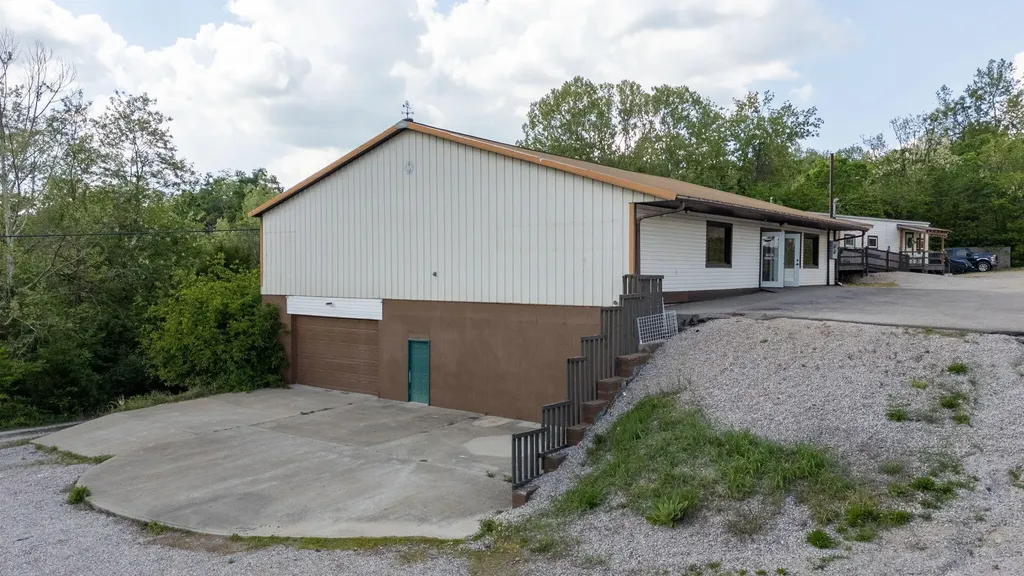 797 Slate Avenue Owingsville KY 40360