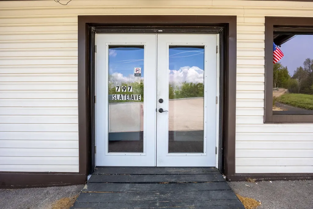 797 Slate Avenue Owingsville KY 40360
