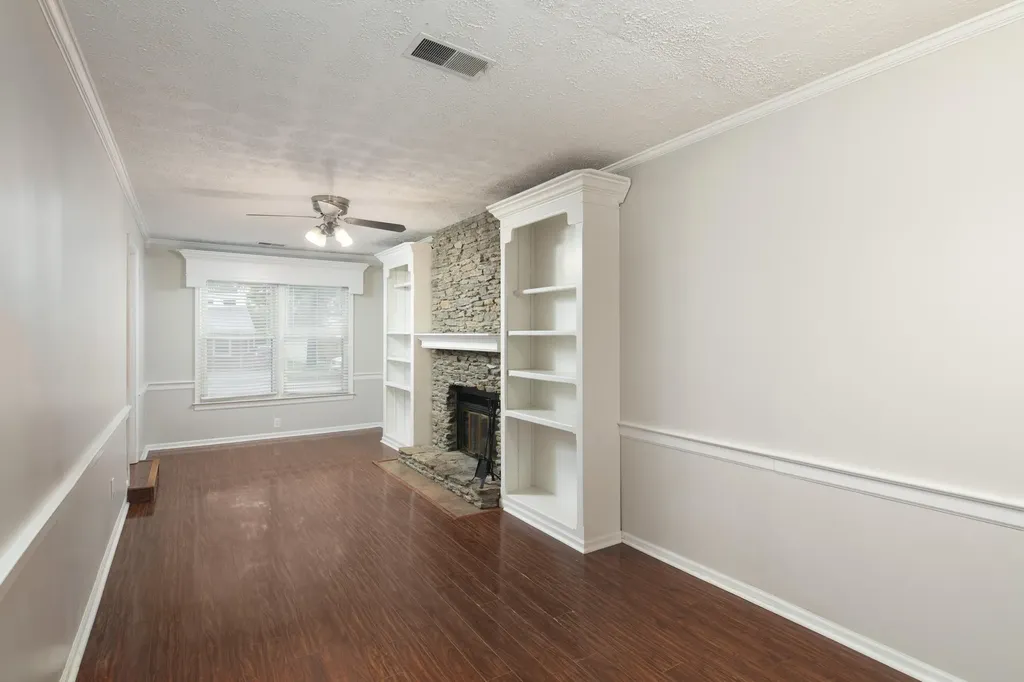 488 Larkwood Drive Lexington KY 40509