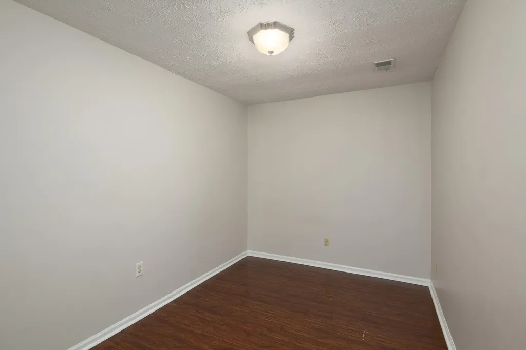 488 Larkwood Drive Lexington KY 40509