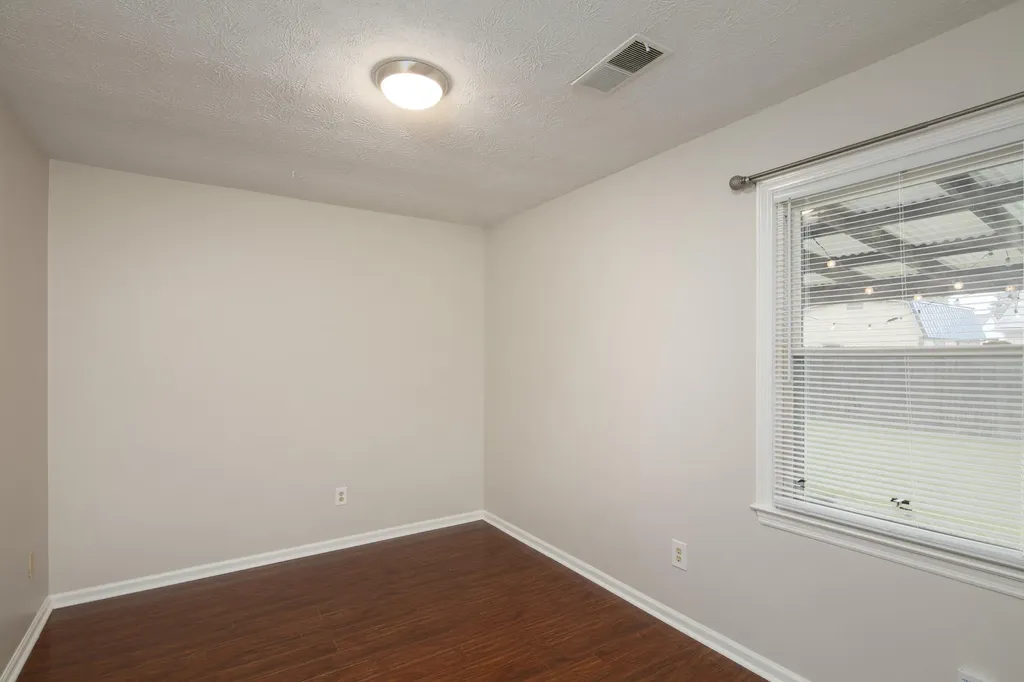488 Larkwood Drive Lexington KY 40509