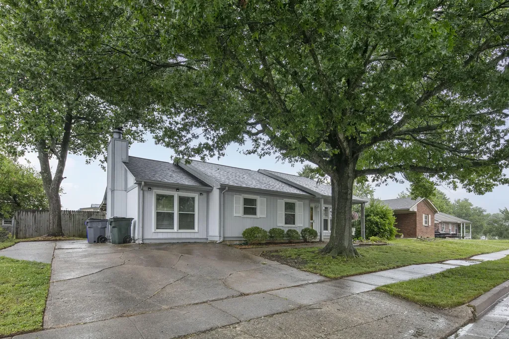 488 Larkwood Drive Lexington KY 40509