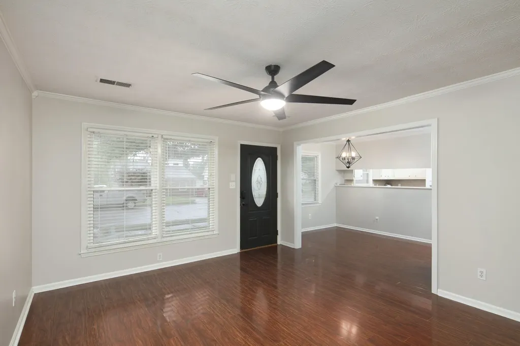 488 Larkwood Drive Lexington KY 40509