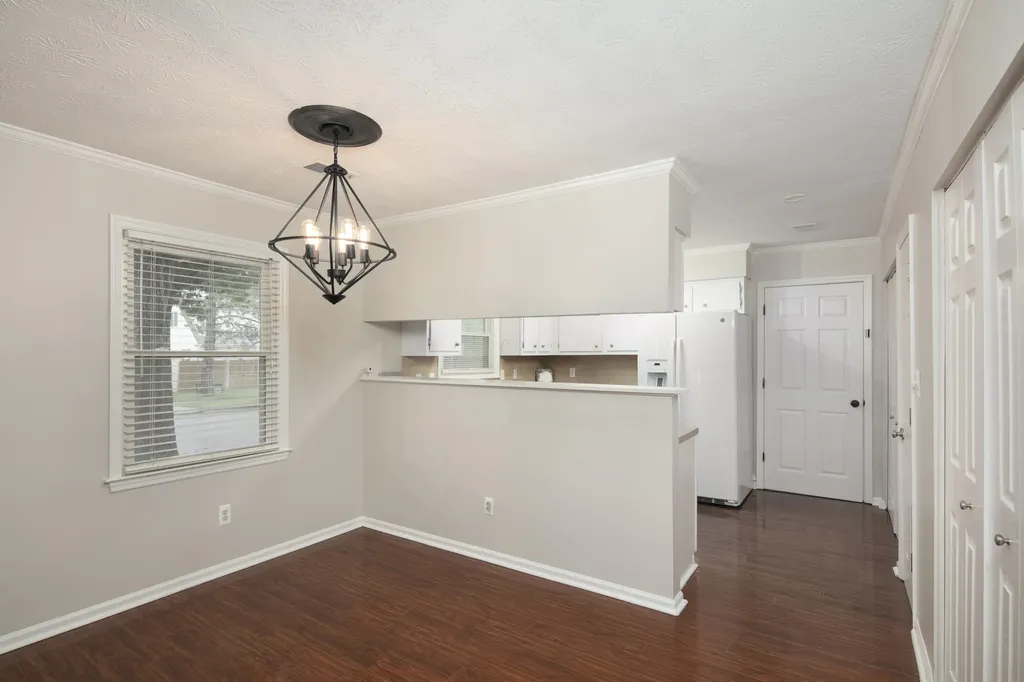 488 Larkwood Drive Lexington KY 40509
