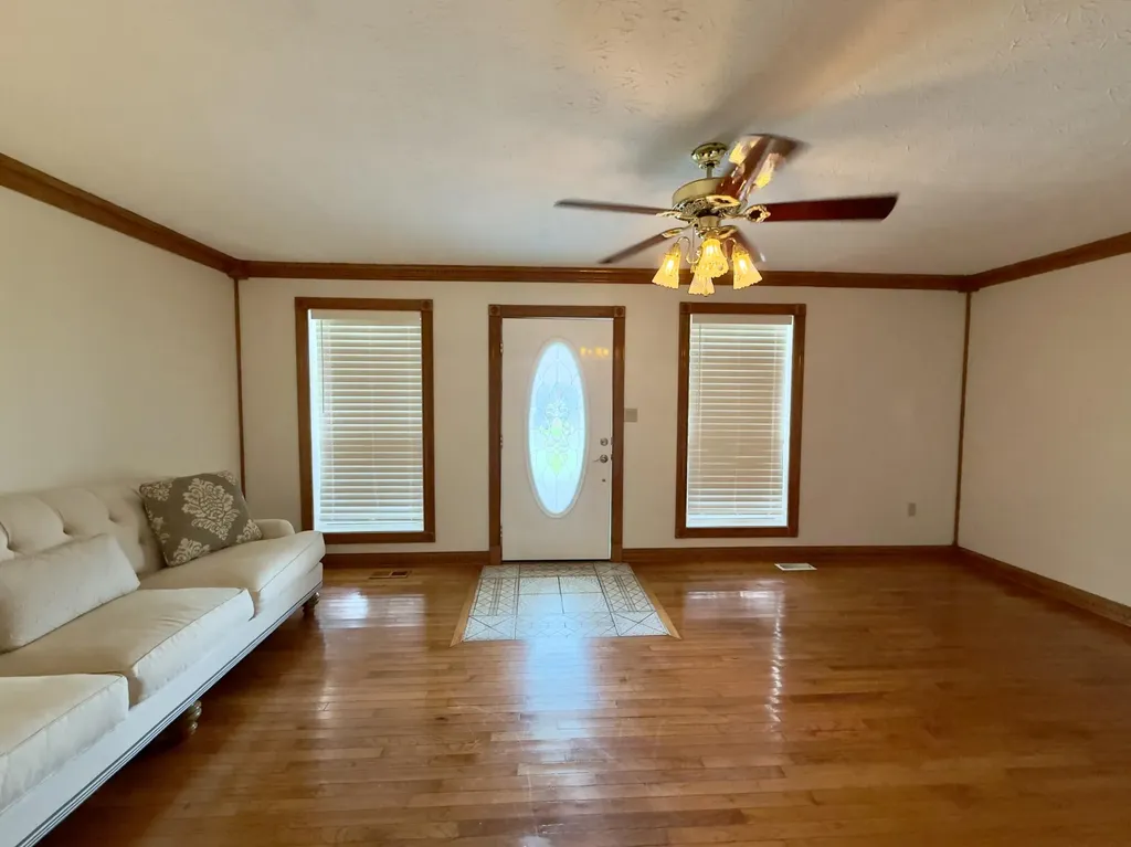 101 Spruce Street Barbourville KY 40906