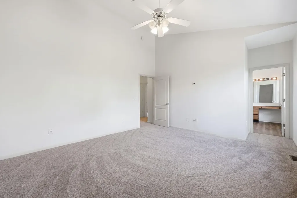 813 Vermillion Peak Pass Lexington KY 40515