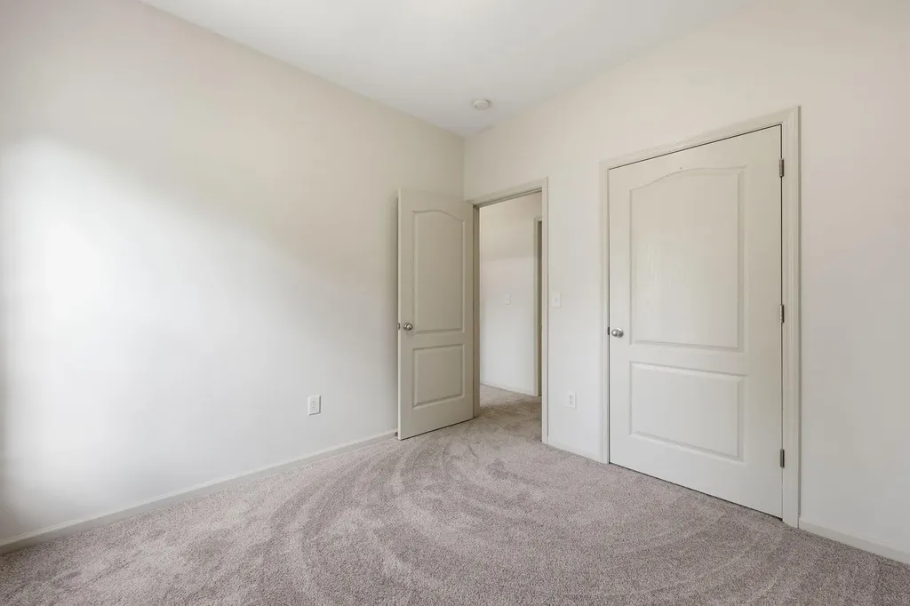 813 Vermillion Peak Pass Lexington KY 40515