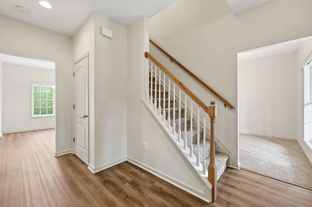 813 Vermillion Peak Pass Lexington KY 40515