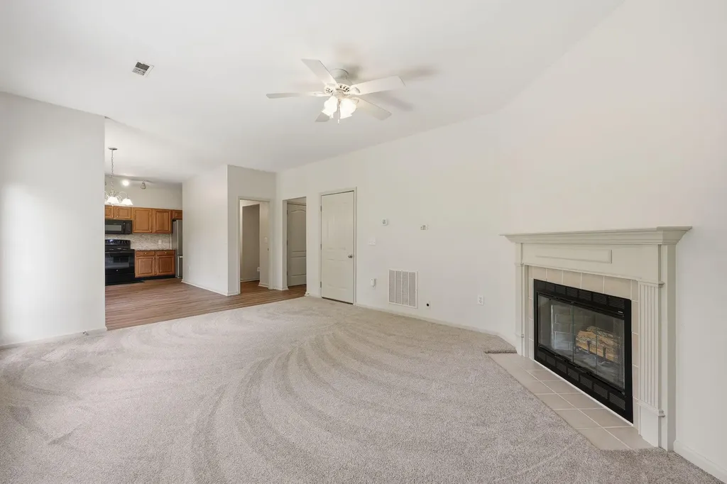 813 Vermillion Peak Pass Lexington KY 40515