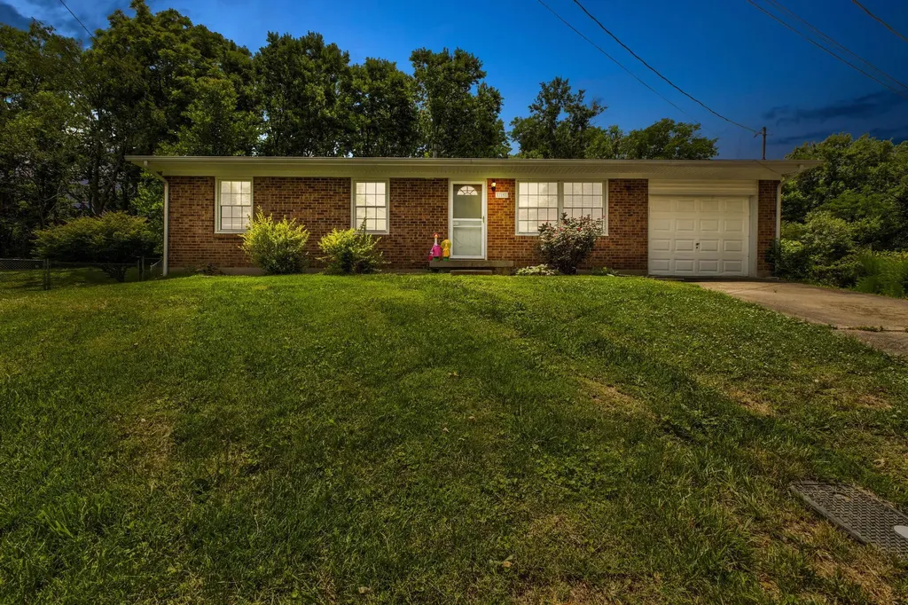 125 Kittison Drive Winchester KY 40391