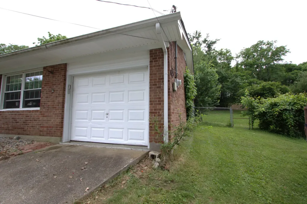 125 Kittison Drive Winchester KY 40391