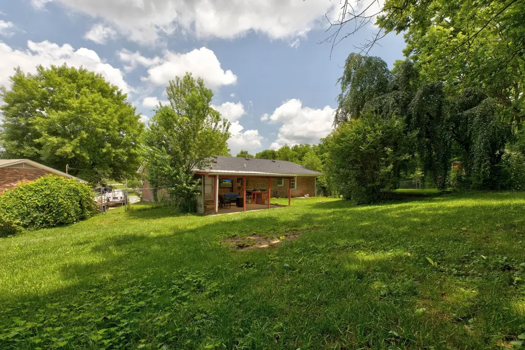 125 Kittison Drive Winchester KY 40391