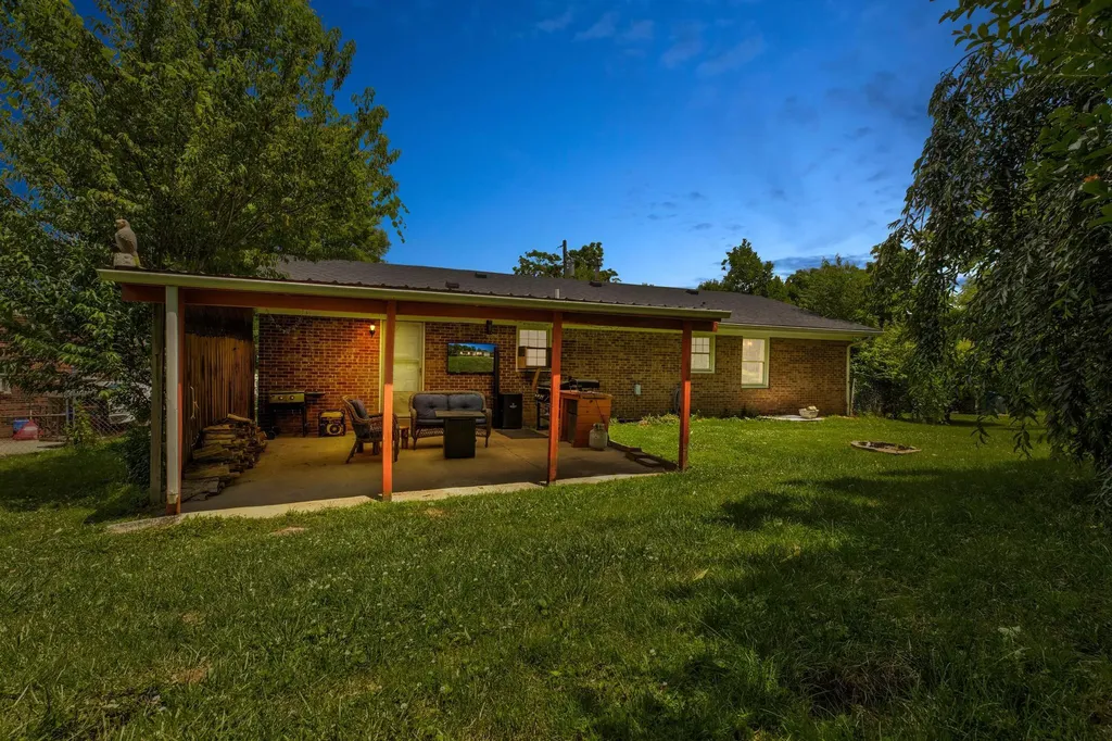 125 Kittison Drive Winchester KY 40391