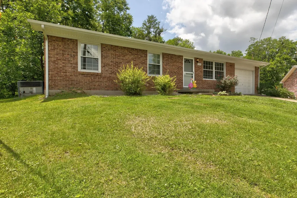 125 Kittison Drive Winchester KY 40391