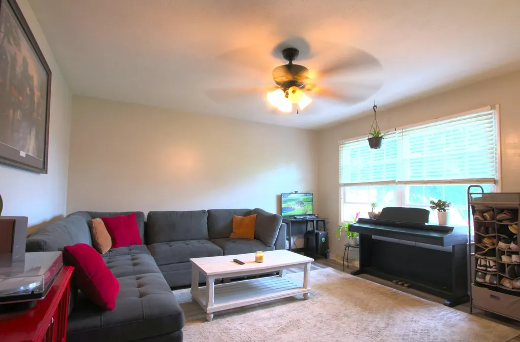 125 Kittison Drive Winchester KY 40391