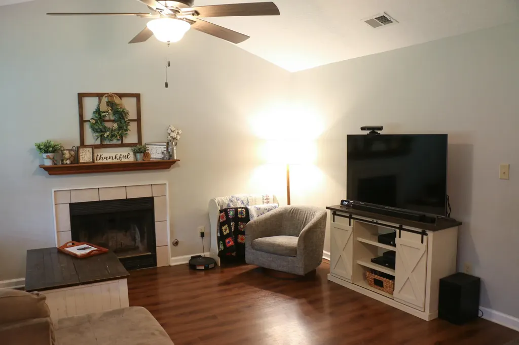 204 Stonehaven Drive Nicholasville KY 40356
