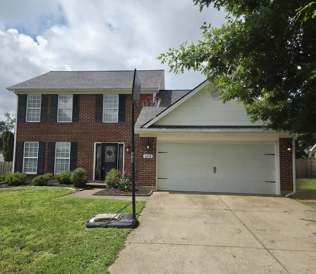 204 Stonehaven Drive Nicholasville KY 40356