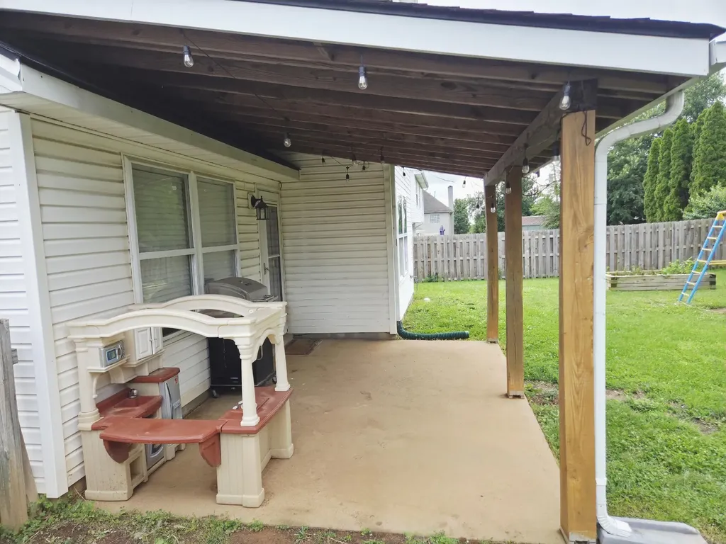 204 Stonehaven Drive Nicholasville KY 40356