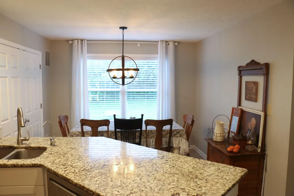 204 Stonehaven Drive Nicholasville KY 40356