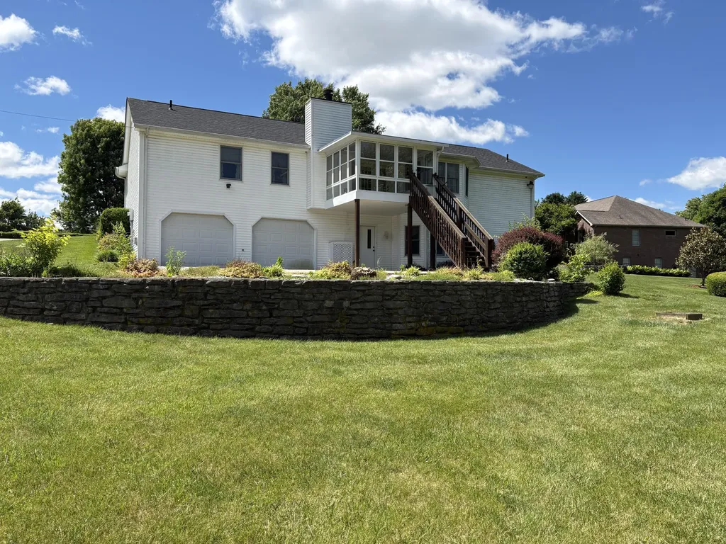 104 Bradburn Court Frankfort KY 40601