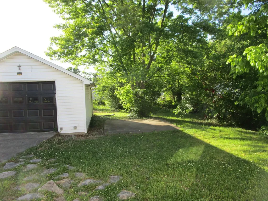 1011 Marcellus Drive Lexington KY 40505