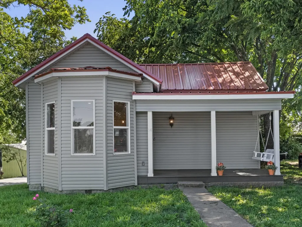 14 Cook Avenue Winchester KY 40391