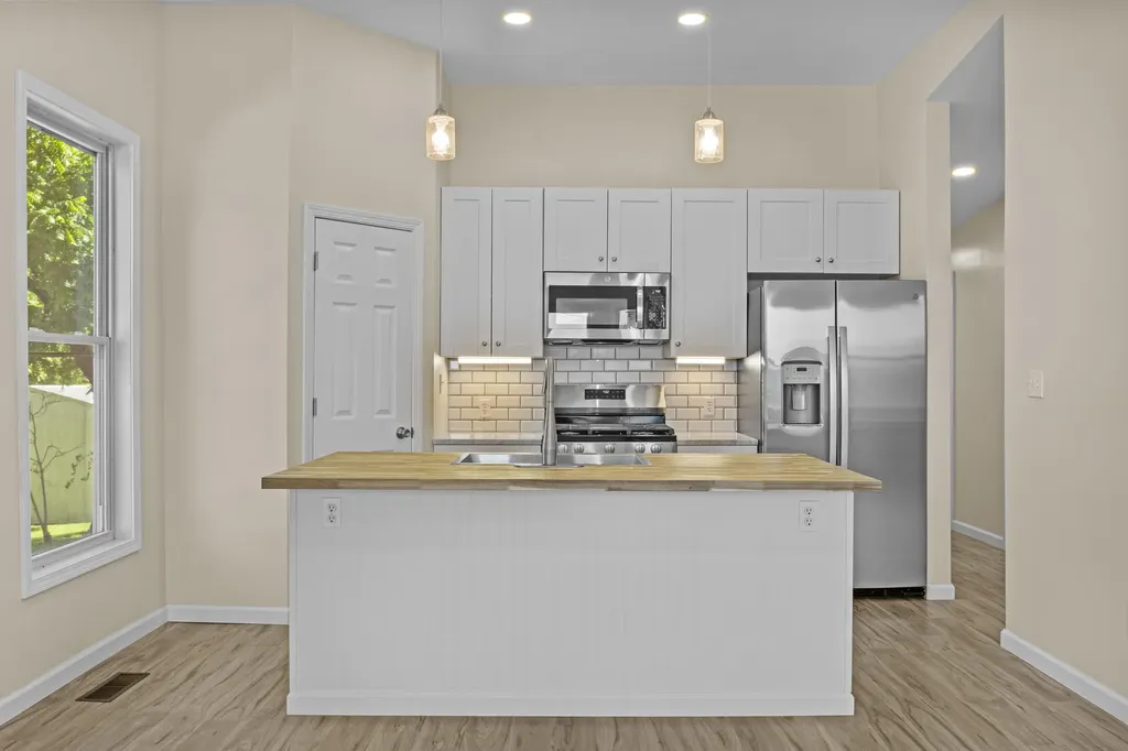 14 Cook Avenue Winchester KY 40391