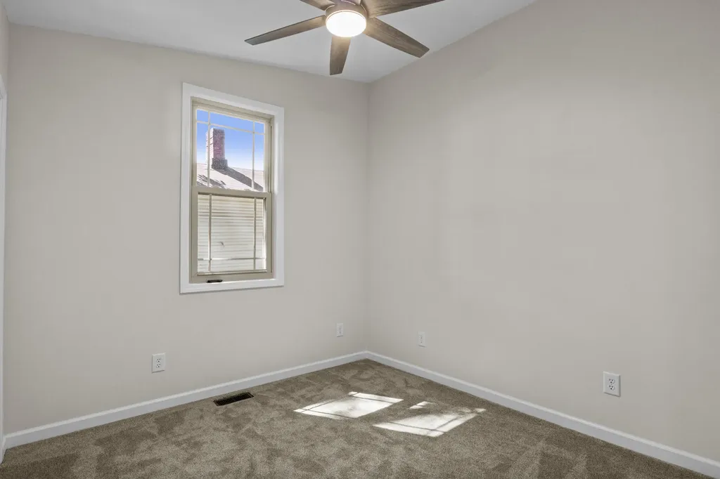 14 Cook Avenue Winchester KY 40391