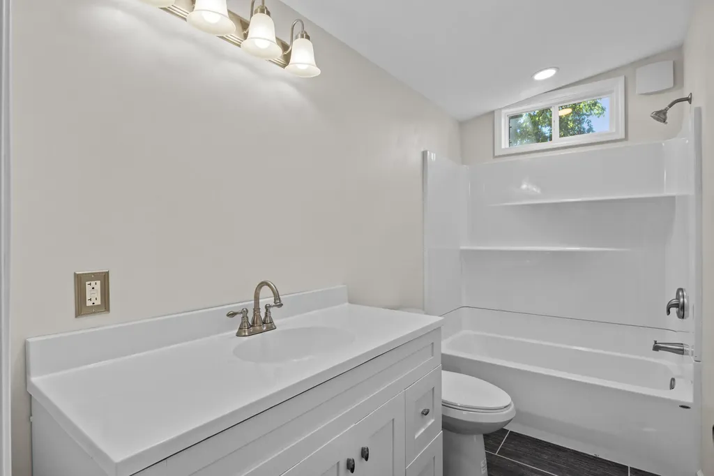 14 Cook Avenue Winchester KY 40391