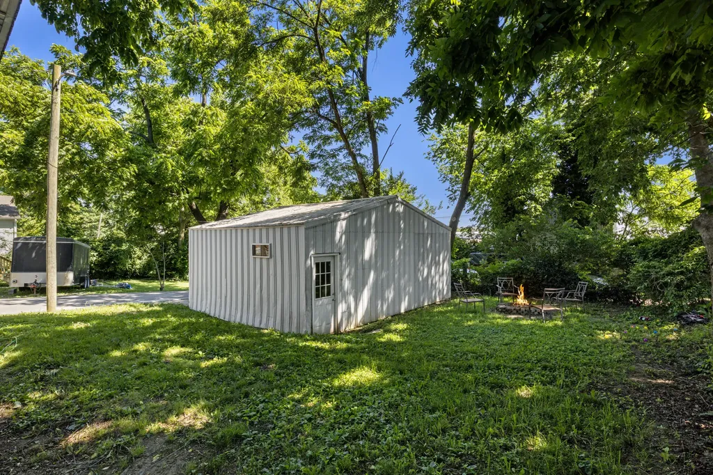 14 Cook Avenue Winchester KY 40391