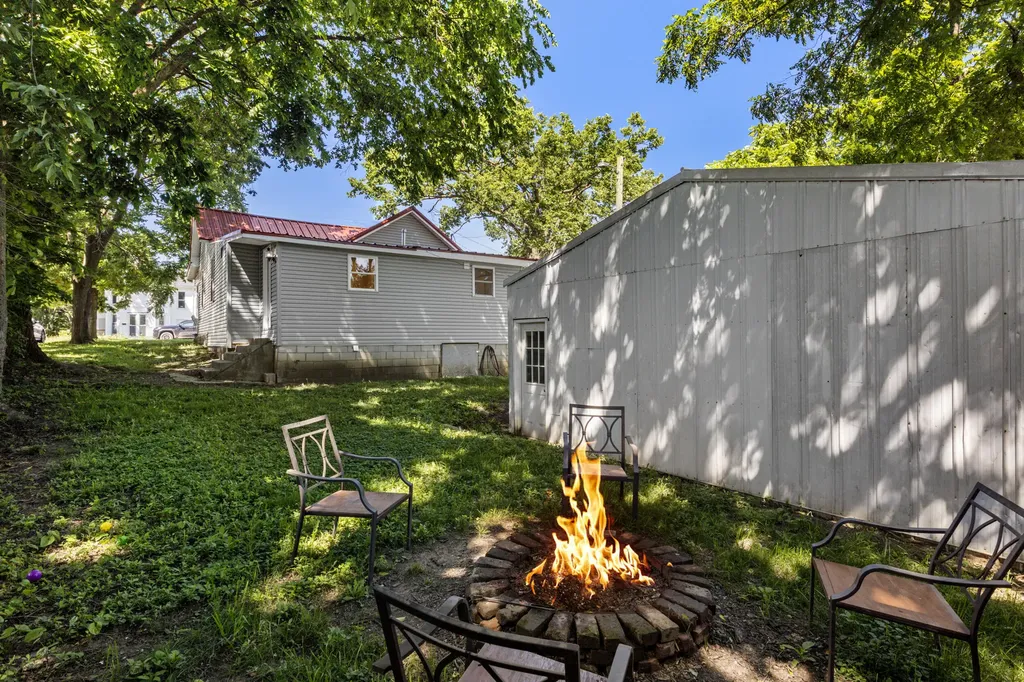 14 Cook Avenue Winchester KY 40391