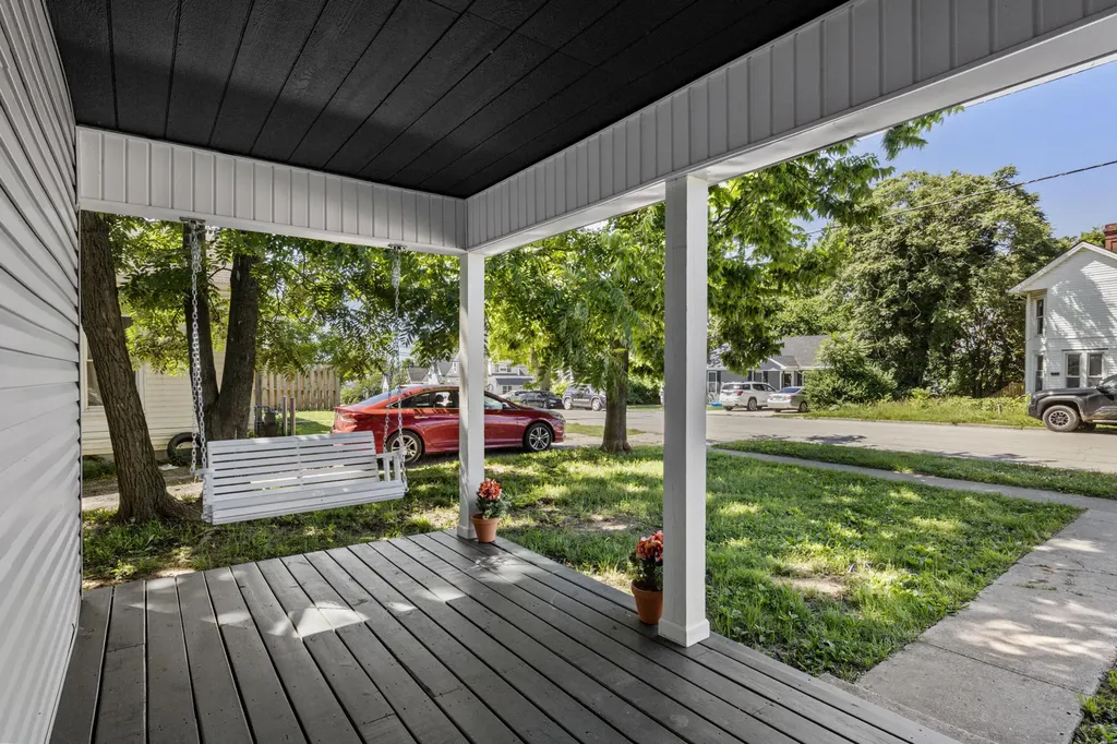 14 Cook Avenue Winchester KY 40391