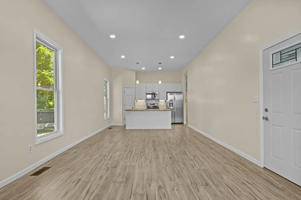 14 Cook Avenue Winchester KY 40391