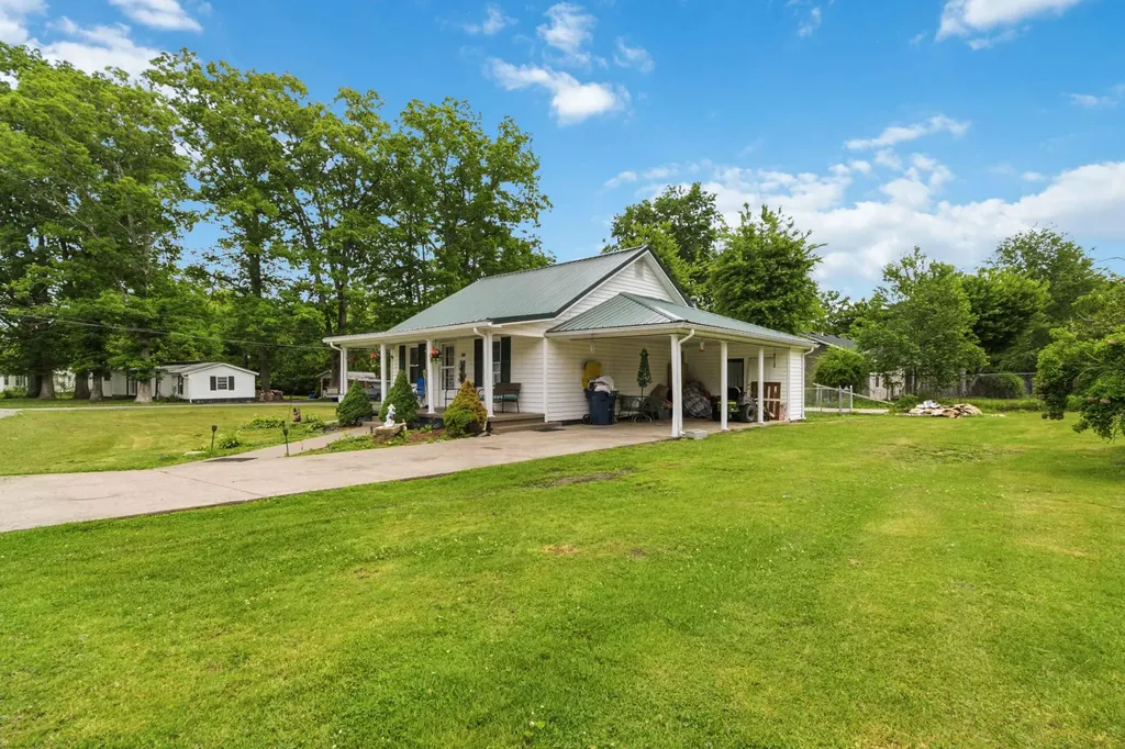 500 Tyree Street Brodhead KY 40409