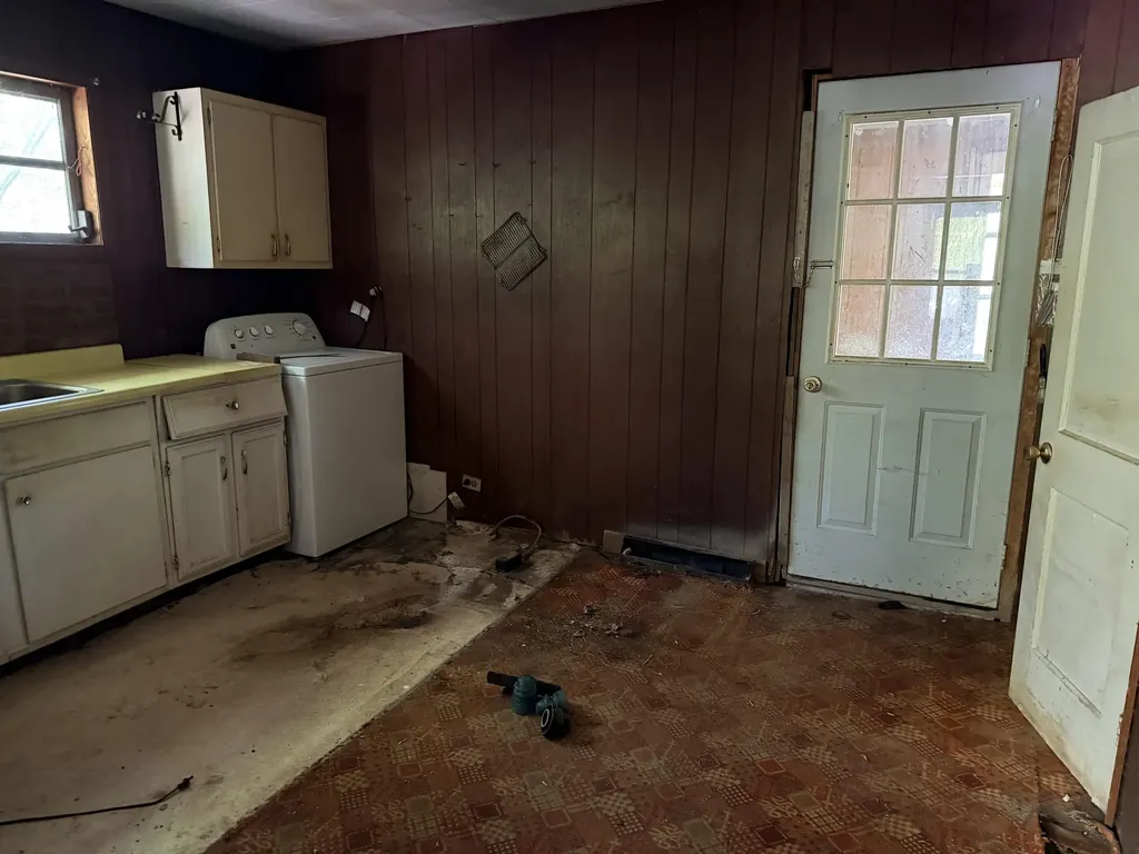 329 State Highway 522 Baxter KY 40806