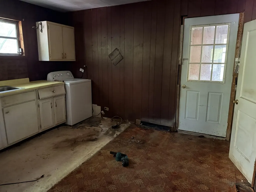 329 State Highway 522 Baxter KY 40806
