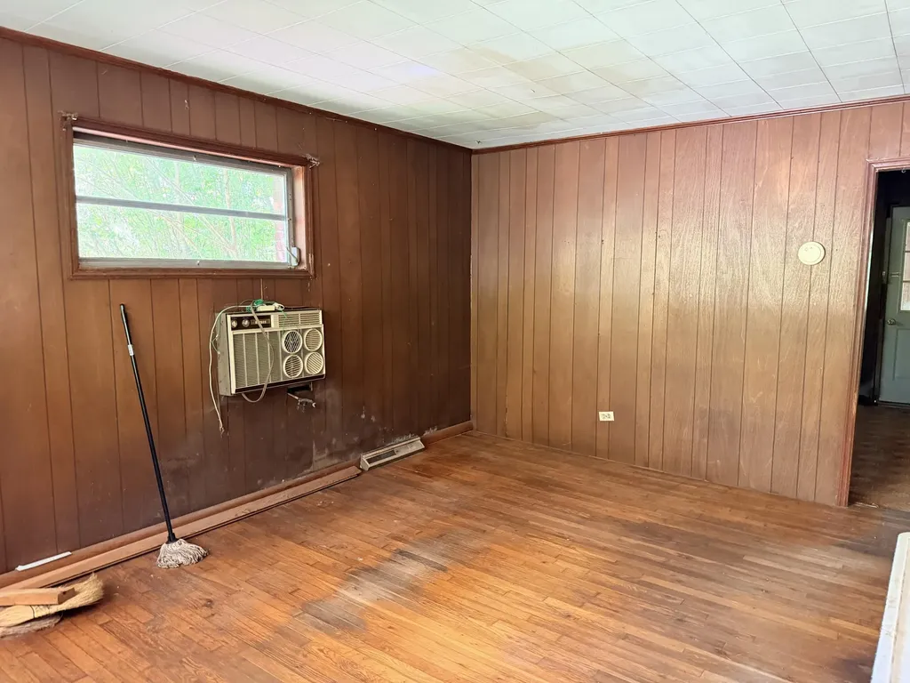 329 State Highway 522 Baxter KY 40806