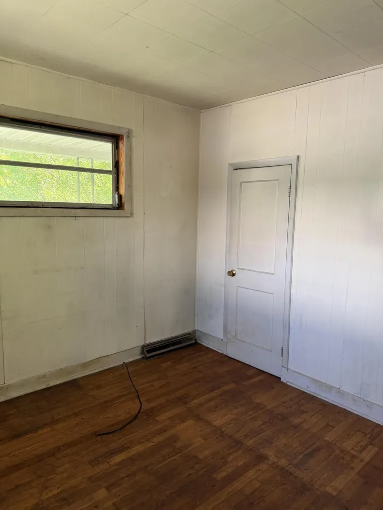 329 State Highway 522 Baxter KY 40806