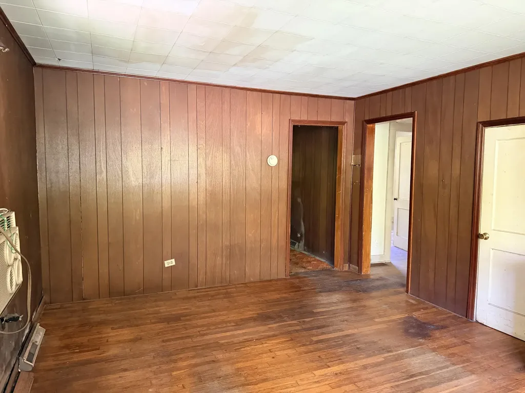 329 State Highway 522 Baxter KY 40806
