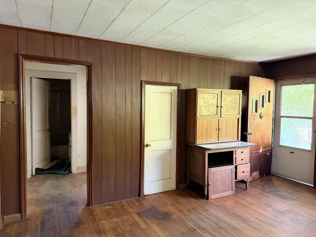 329 State Highway 522 Baxter KY 40806