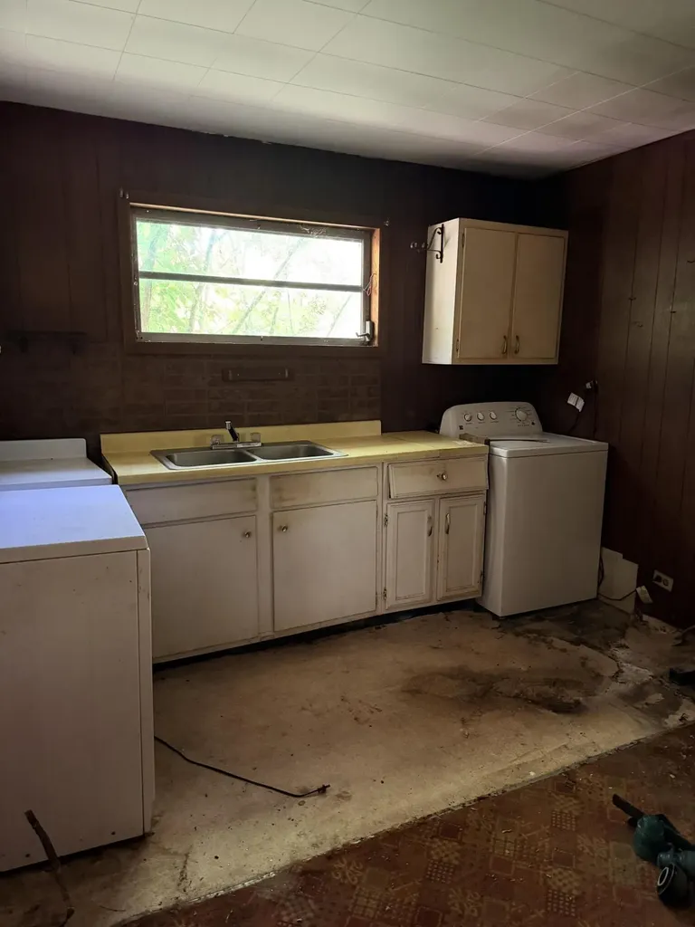 329 State Highway 522 Baxter KY 40806