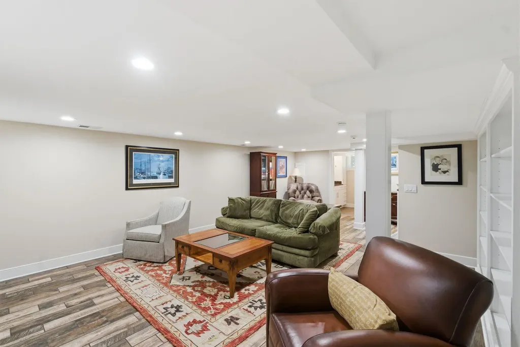 403 Chinoe Road Lexington KY 40502